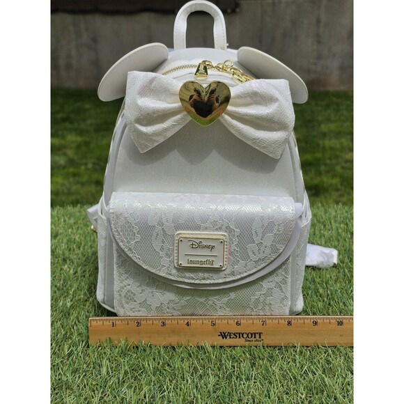 DisneyMinnie Mouse Iridescent Lace Wedding Mini Backpack NWT With Flaw main image 6